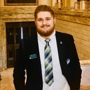 Meet your Posher, Chase